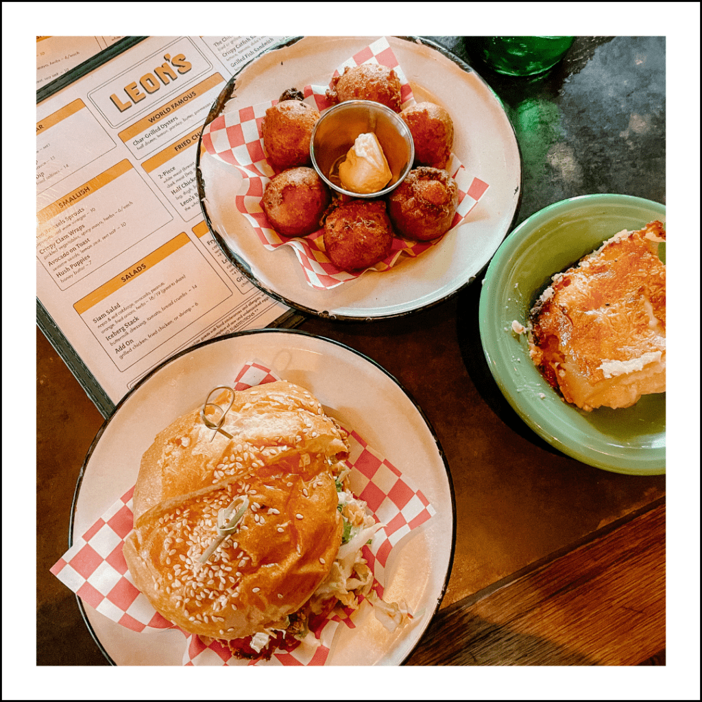 Best spots for lunch in Charleston. Best fried chicken sandwich and hush puppies in Charleston, South Carolina